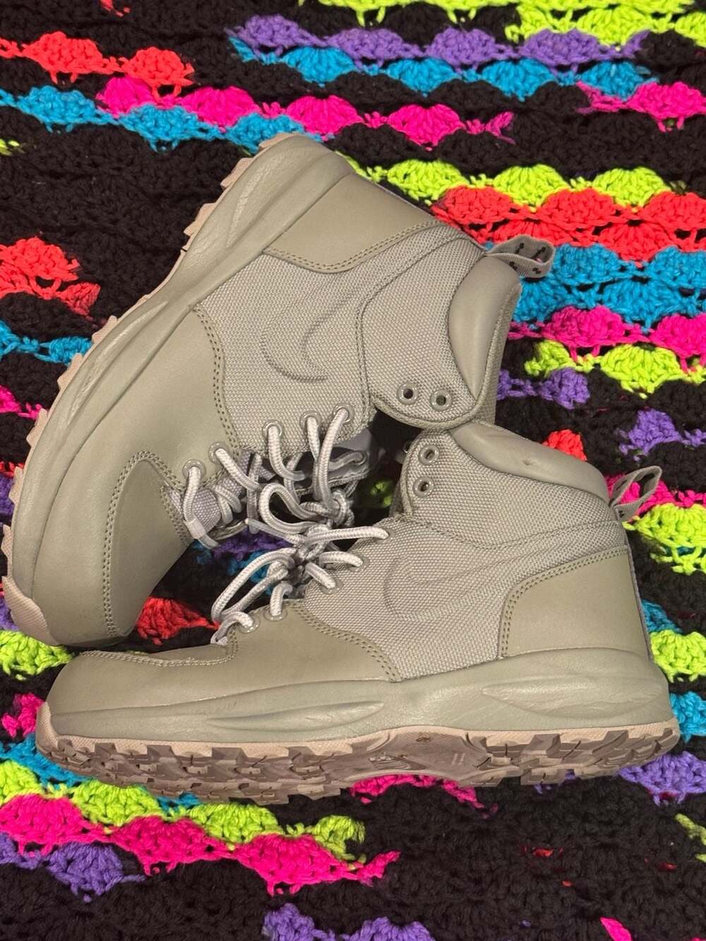 Nike Manoa Leather Boots Green 4.5Y